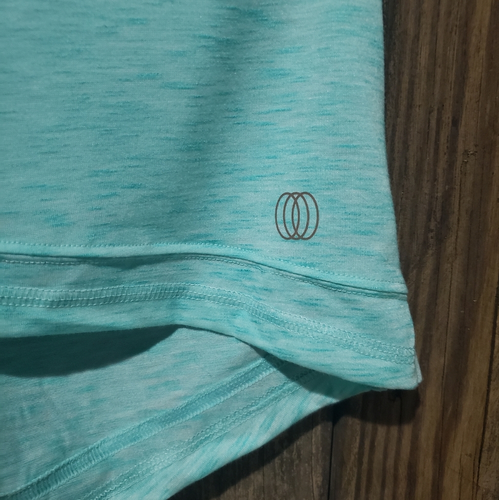 Balance Collection Cold Shoulder Top - Picture 3 of 5